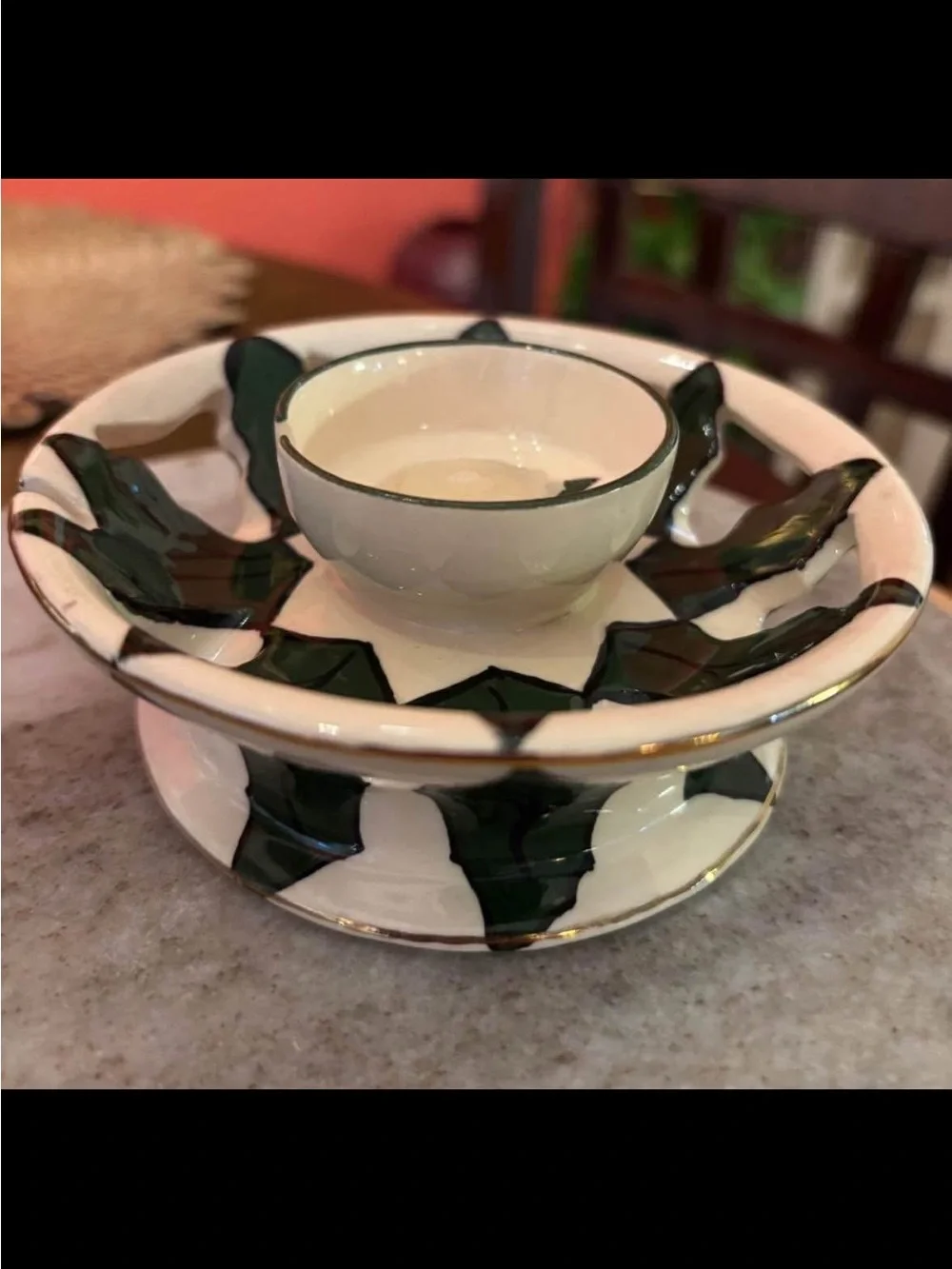 Poinsettias Gazing Tea Light Ball - Red/Green